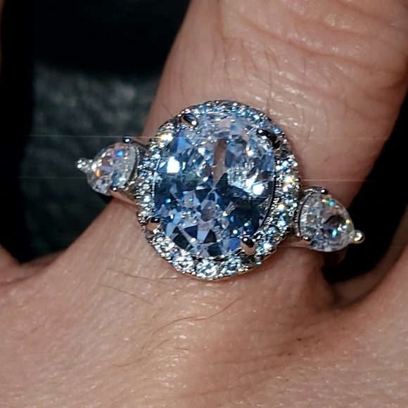 Nwot Moissanite Halo 925 Sterling Silver Ring sz 6 - Picture 14 of 15